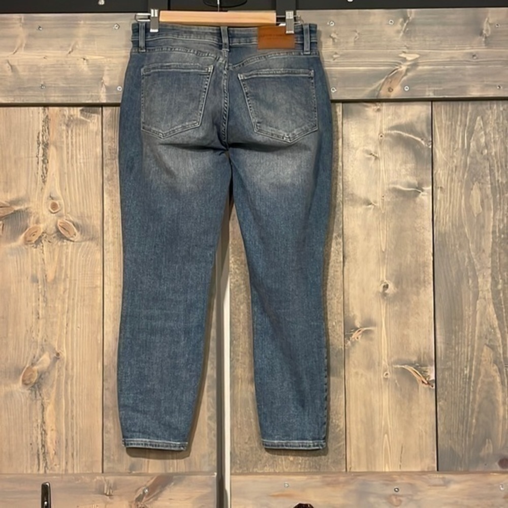 Lucky Brand Lolita low rise crop distressed denim blue jeans size 6/28 - Picture 4 of 14